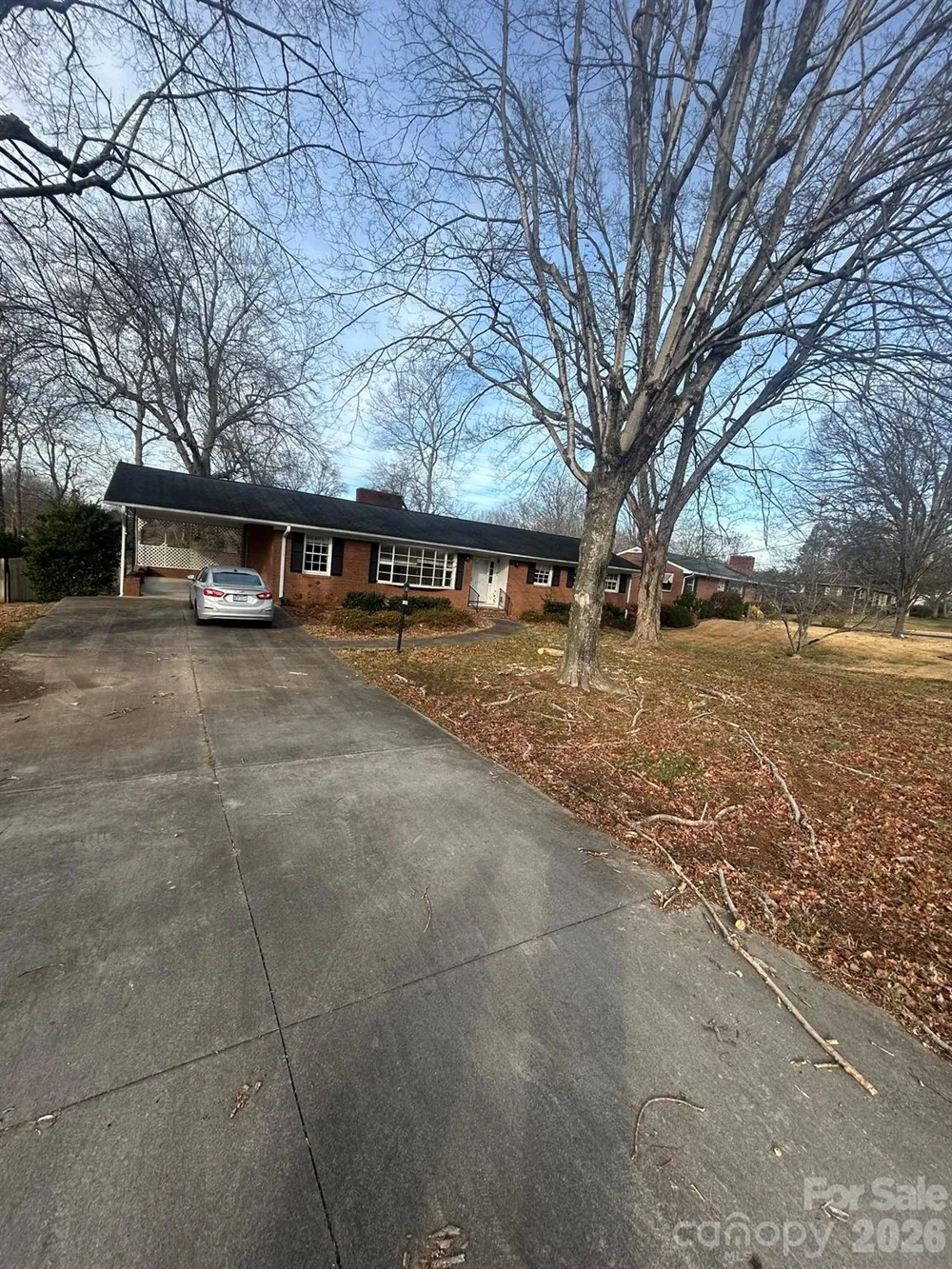 626 Willowbrook Lane Winston Salem, NC 27104