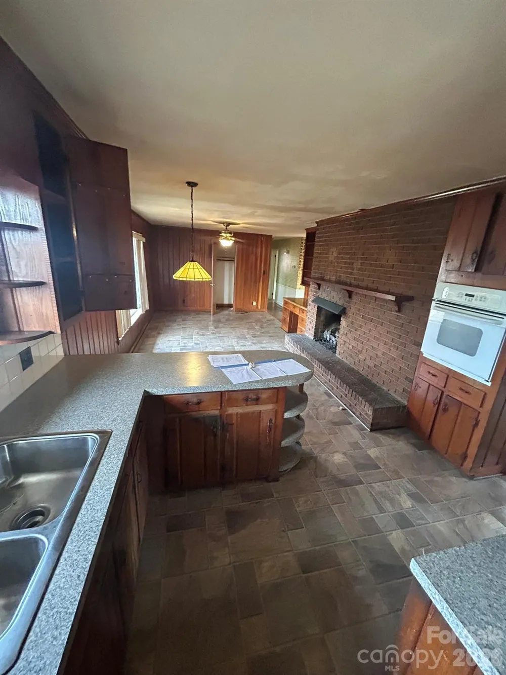 626 Willowbrook Lane Winston Salem, NC 27104