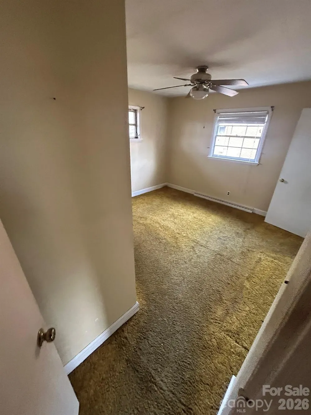 626 Willowbrook Lane Winston Salem, NC 27104