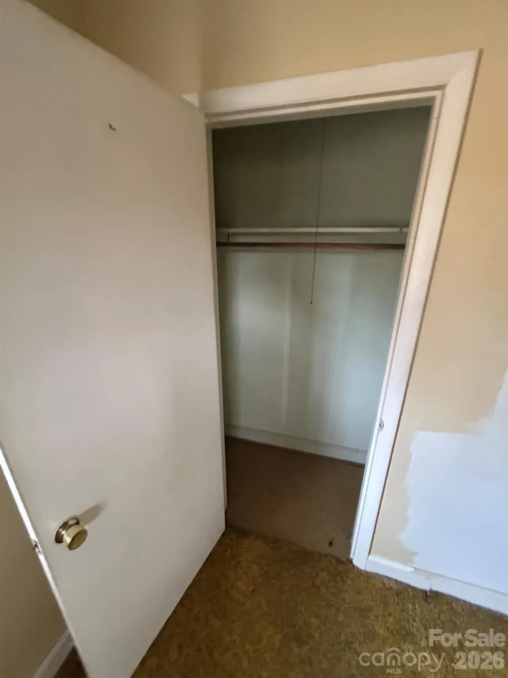 626 Willowbrook Lane Winston Salem, NC 27104