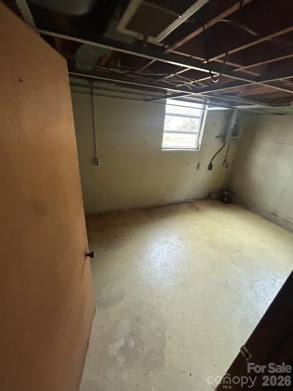 626 Willowbrook Lane Winston Salem, NC 27104