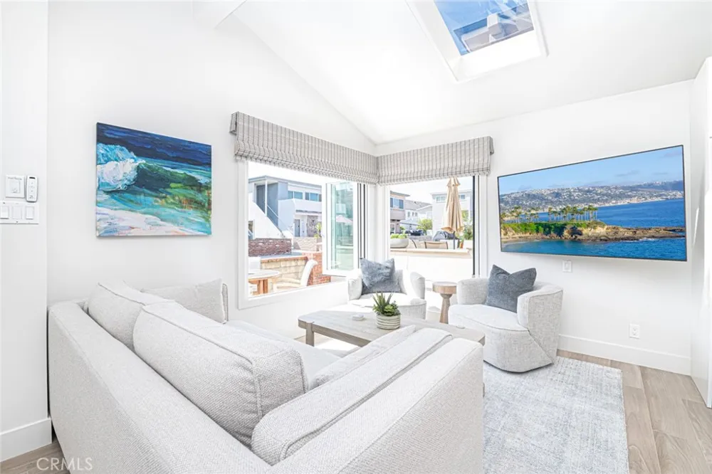 117 35th Newport Beach, CA 92663