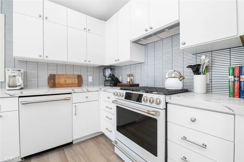 117 35th Newport Beach, CA 92663