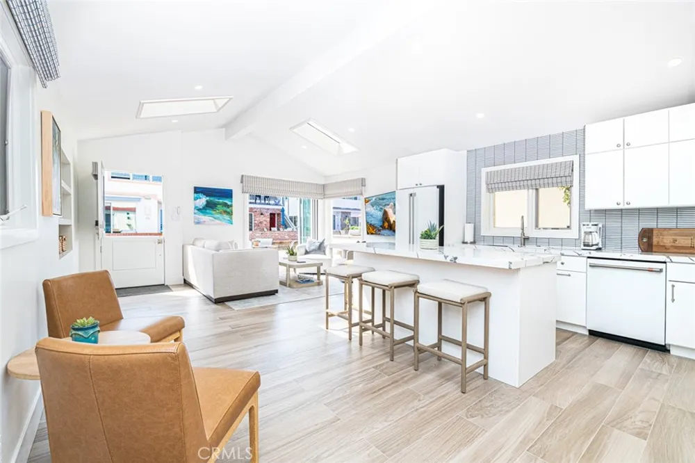 117 35th Newport Beach, CA 92663