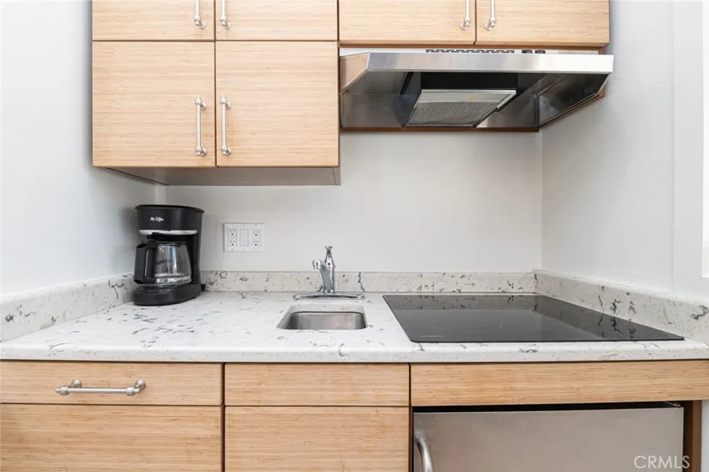 117 35th Newport Beach, CA 92663