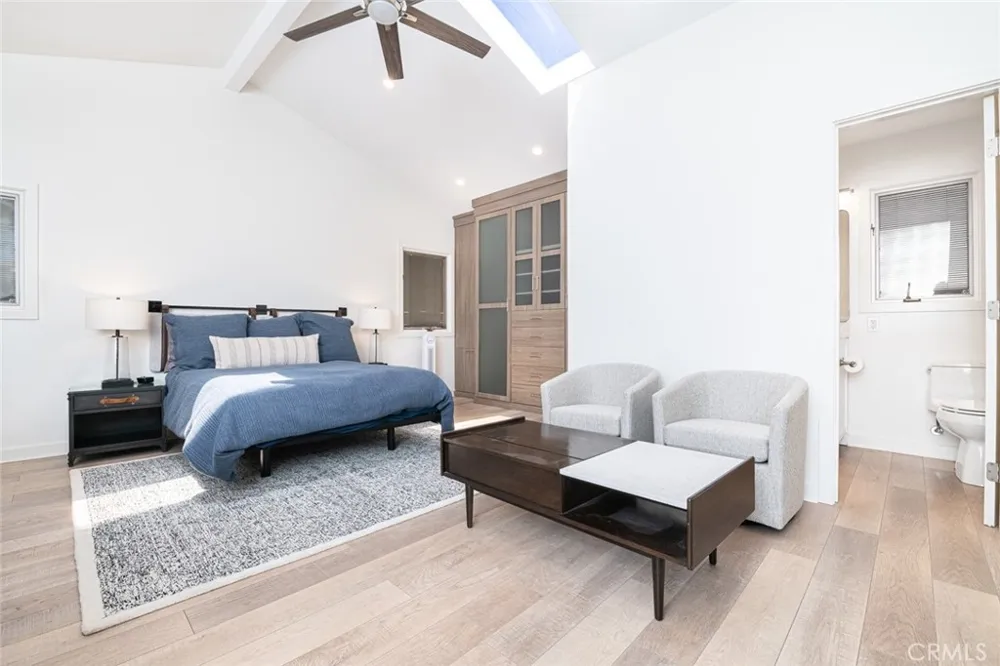 117 35th Newport Beach, CA 92663