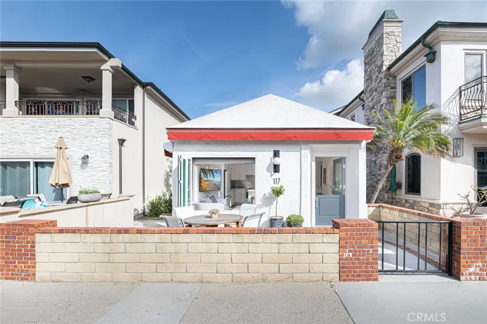 117 35th Newport Beach, CA 92663