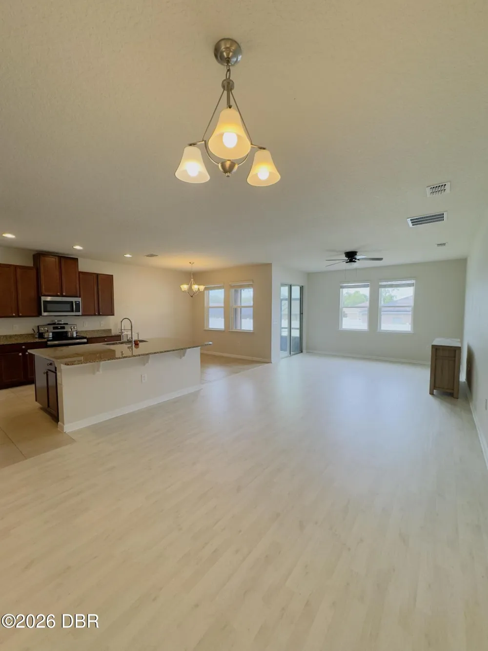 976 Glazebrook Loop Orange City, FL 32763