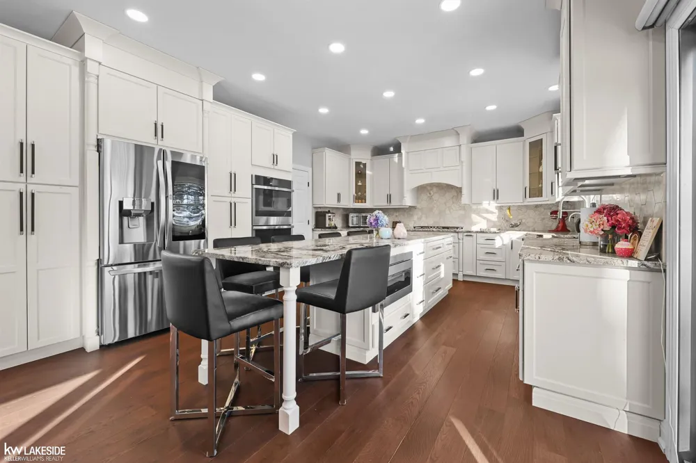 1440 Woodbridge Lane Wixom City, MI 48393