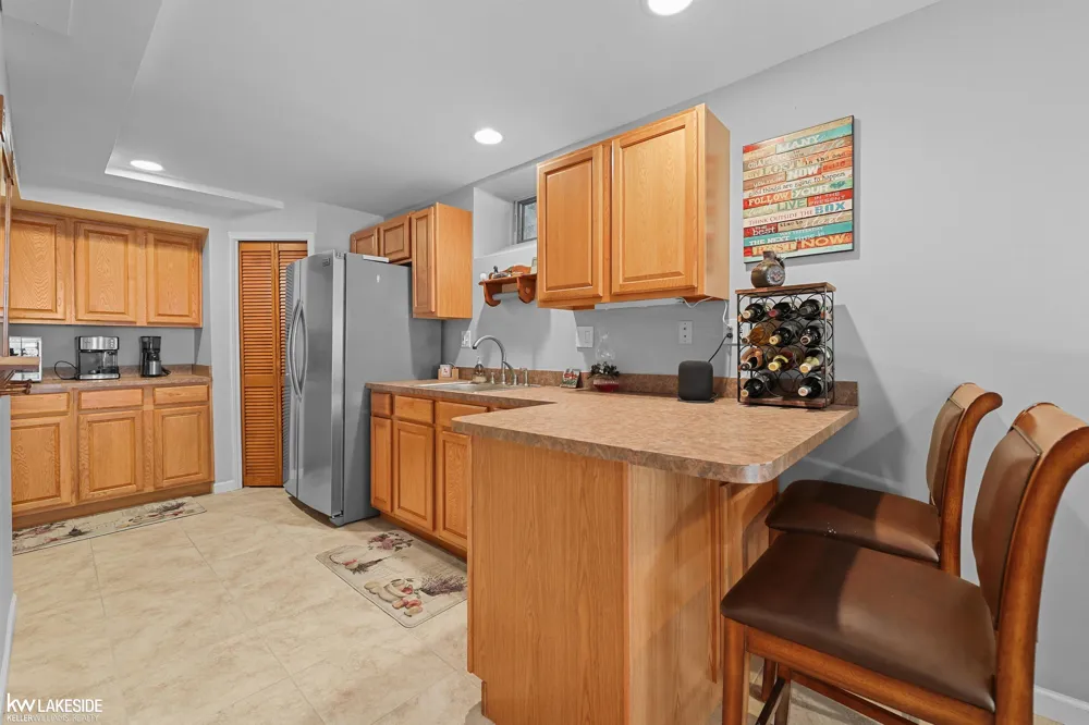 1440 Woodbridge Lane Wixom City, MI 48393