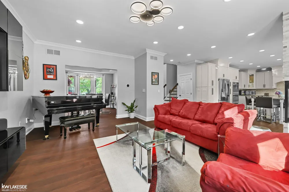 1440 Woodbridge Lane Wixom City, MI 48393