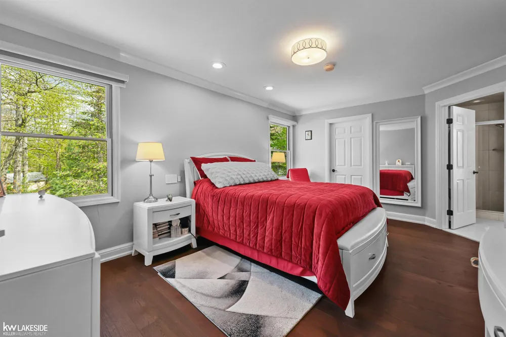 1440 Woodbridge Lane Wixom City, MI 48393