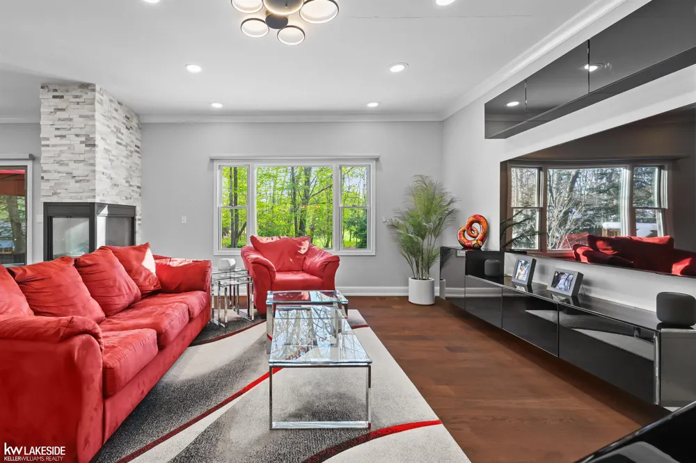 1440 Woodbridge Lane Wixom City, MI 48393