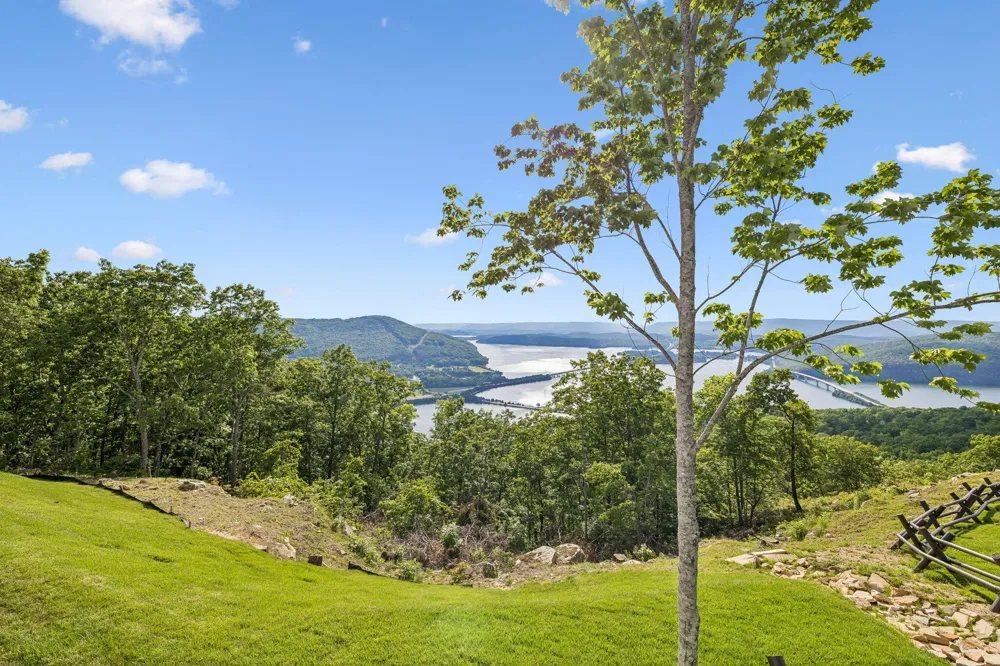 1109 Birds Eye Way Guild, TN 37340