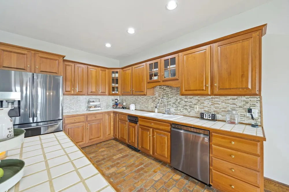 114 Hidden Brook Drive Sweetwater, TN 37874