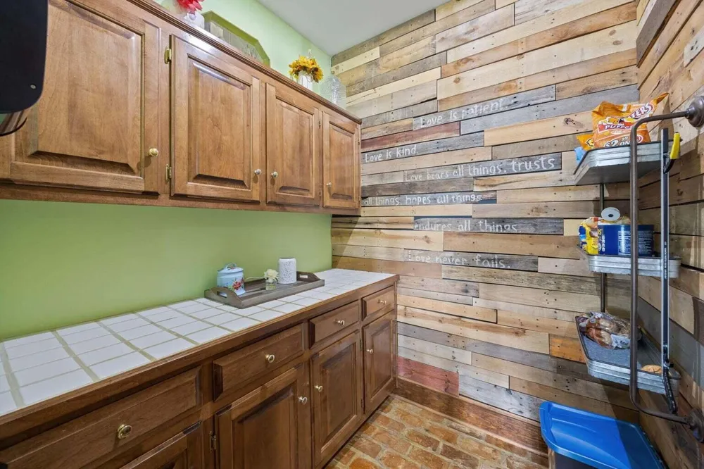 114 Hidden Brook Drive Sweetwater, TN 37874