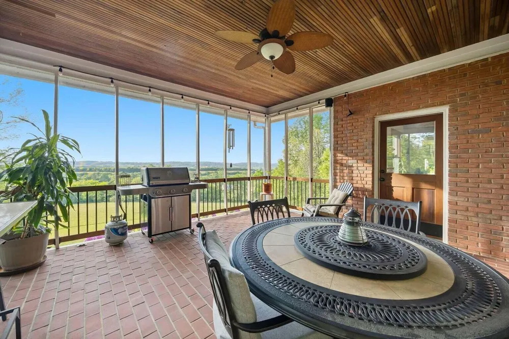 114 Hidden Brook Drive Sweetwater, TN 37874