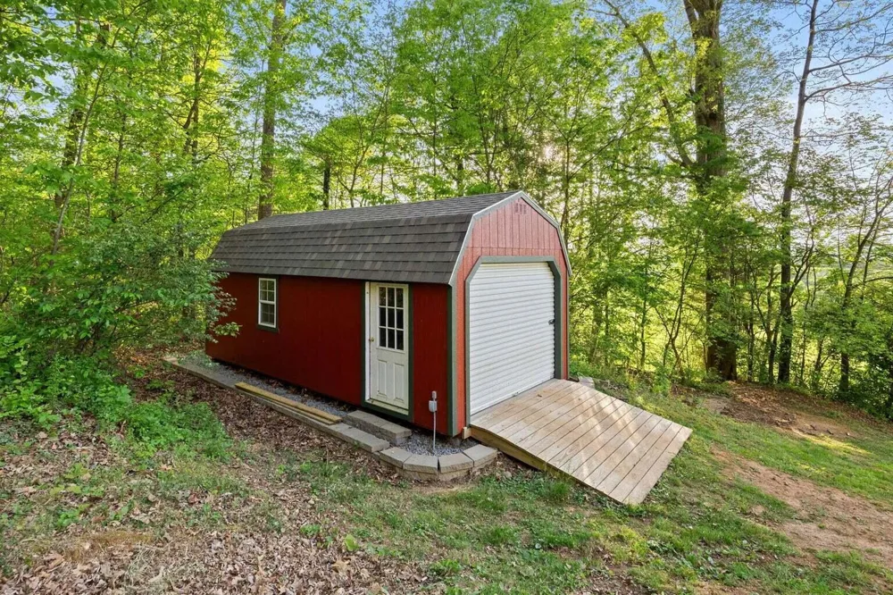 114 Hidden Brook Drive Sweetwater, TN 37874