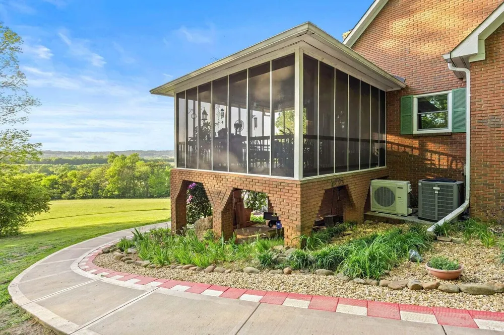114 Hidden Brook Drive Sweetwater, TN 37874