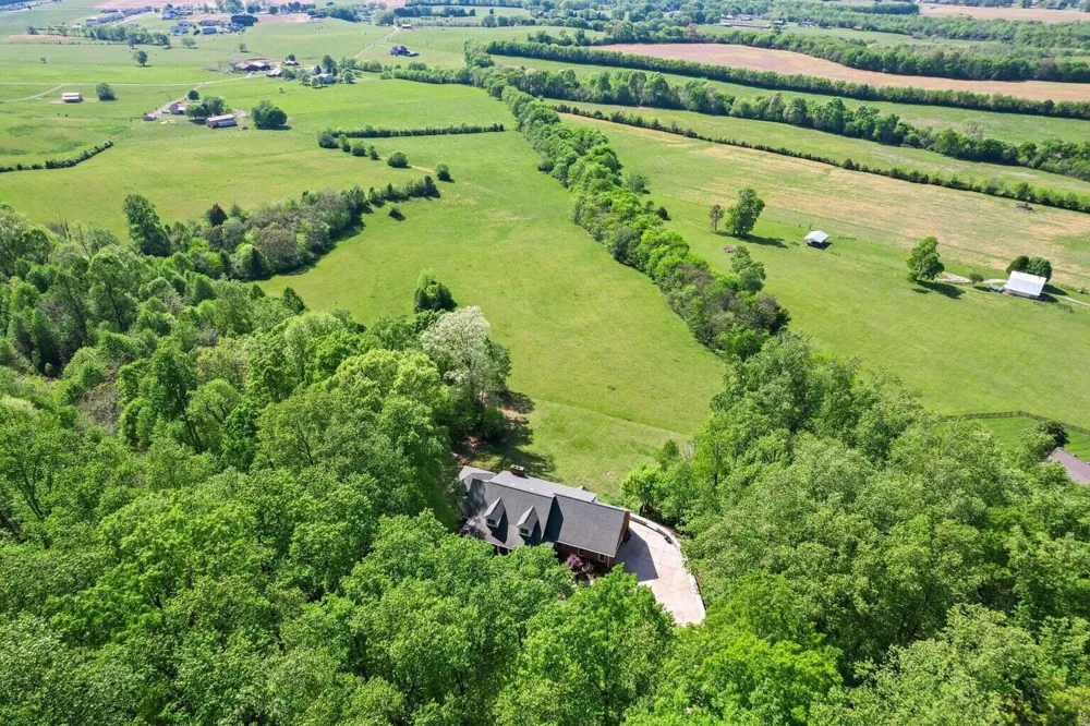 114 Hidden Brook Drive Sweetwater, TN 37874