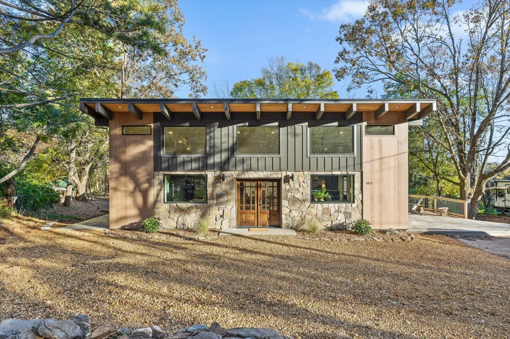 1815 Lula Lake Road Lookout Mountain, GA 30750