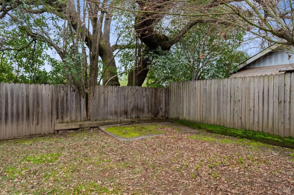 1726 Crinella Drive St. Helena, CA 94574