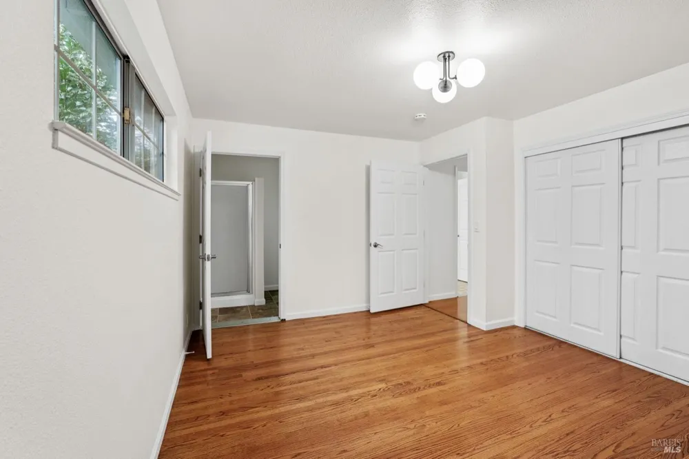 1726 Crinella Drive St. Helena, CA 94574