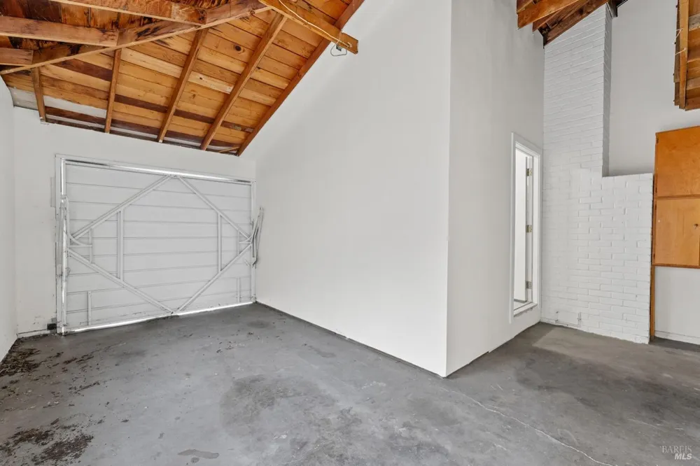 1726 Crinella Drive St. Helena, CA 94574