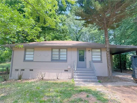 634 Currie Drive