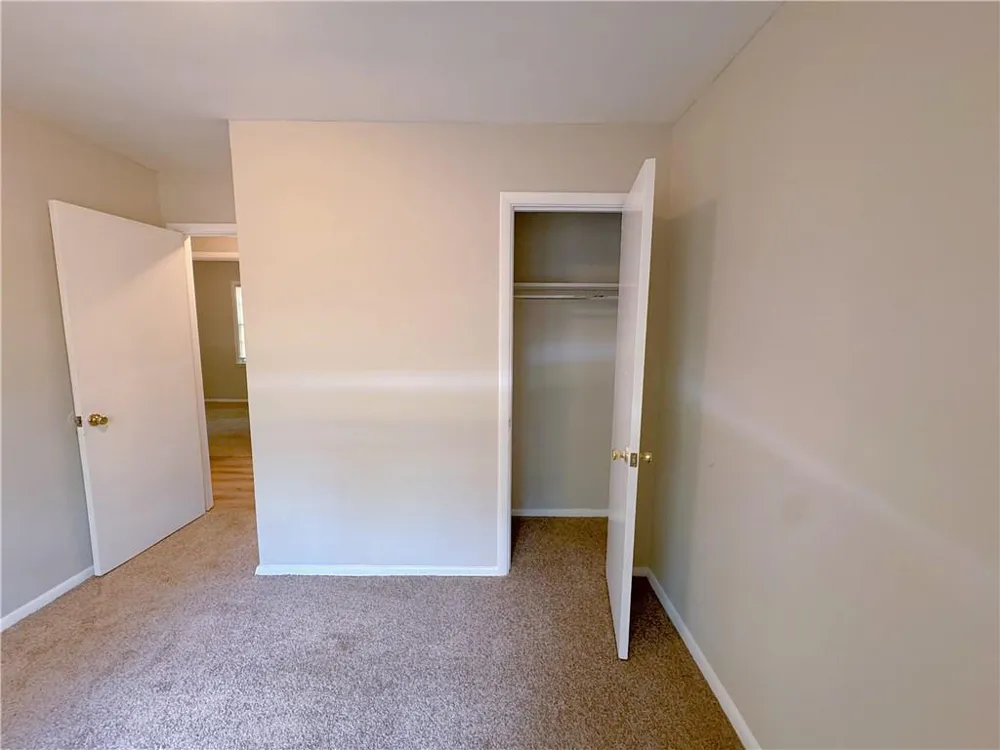 634 Currie Drive Forest Park, GA 30297
