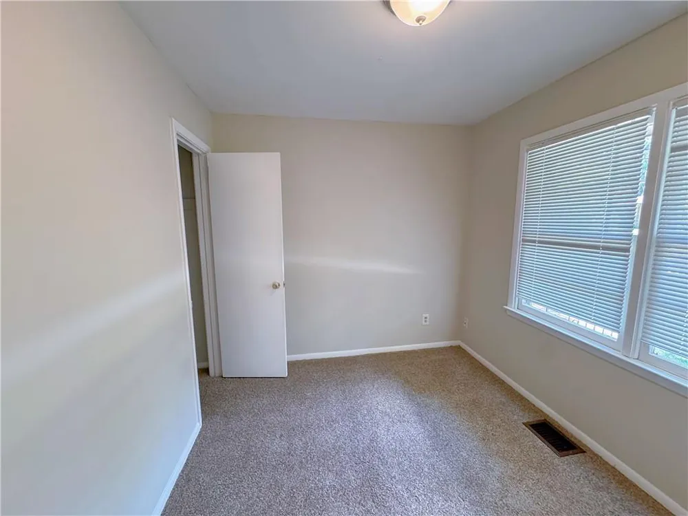 634 Currie Drive Forest Park, GA 30297