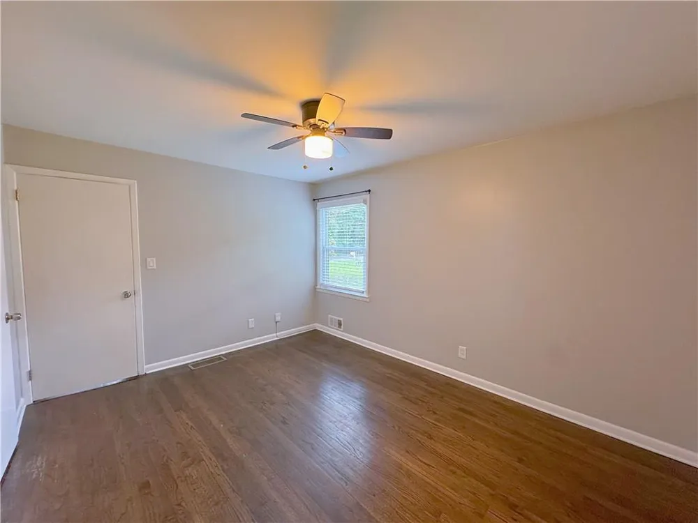 634 Currie Drive Forest Park, GA 30297