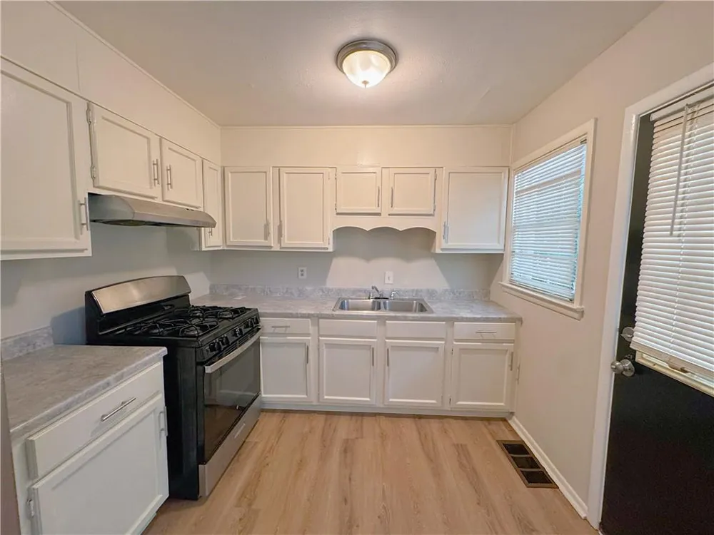 634 Currie Drive Forest Park, GA 30297