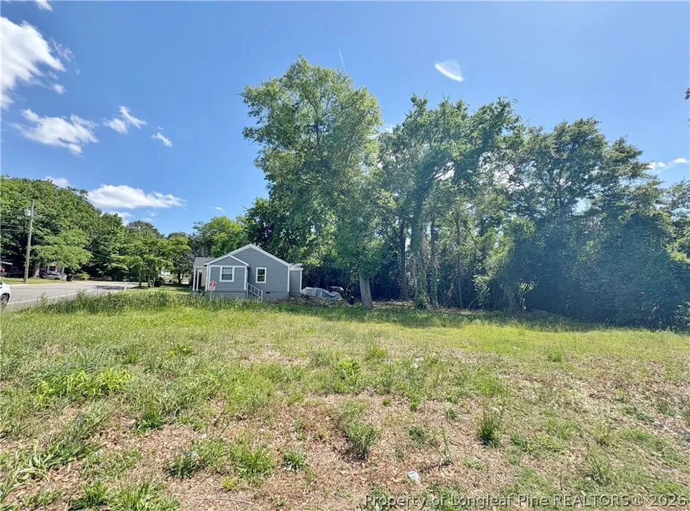 1911 Overlook Drive Fayetteville, NC 28301