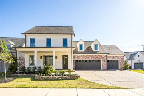 888 CYPRESS VINE CV