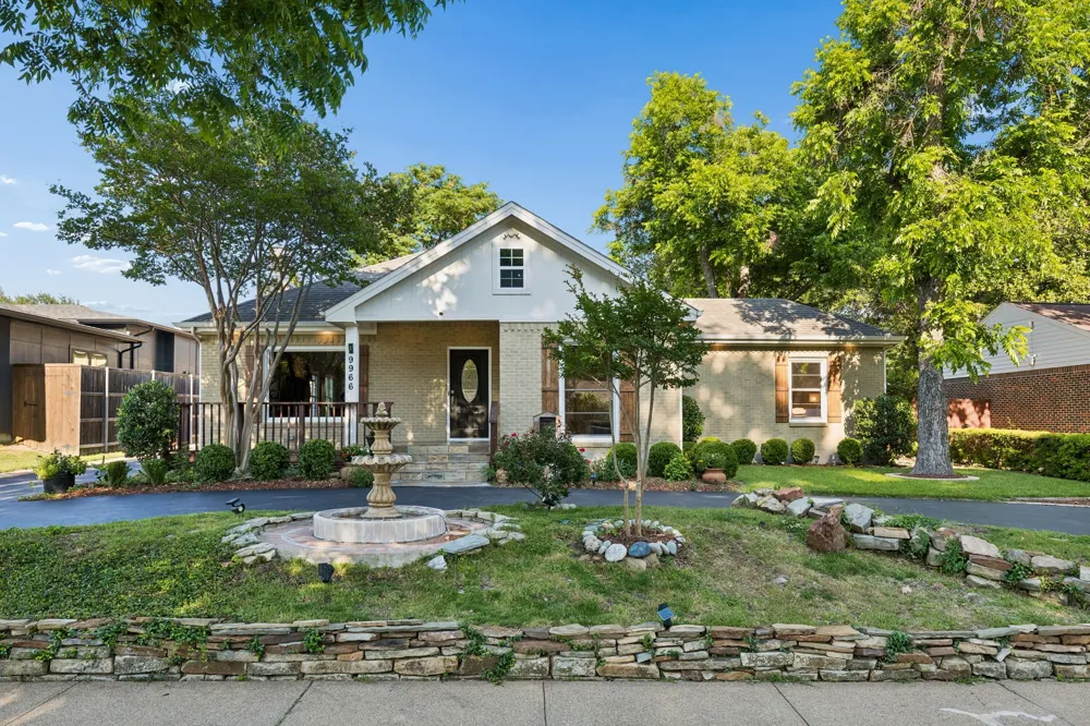 9966 Coppedge Lane Dallas, TX 75220