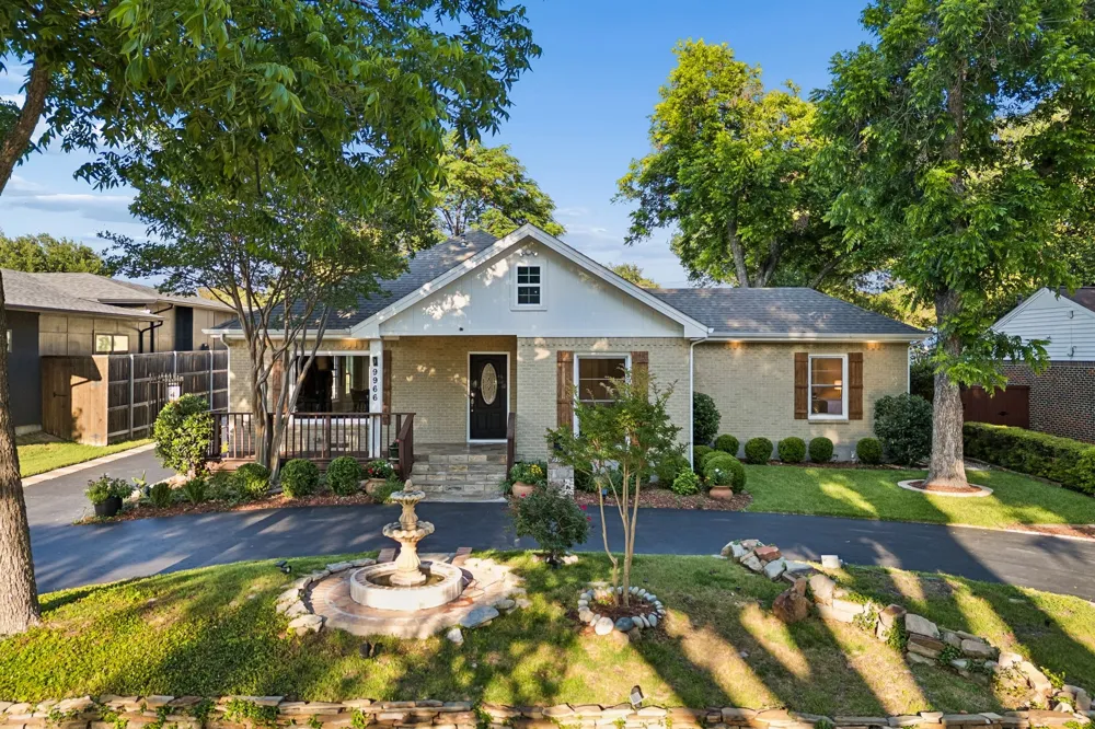 9966 Coppedge Lane Dallas, TX 75220