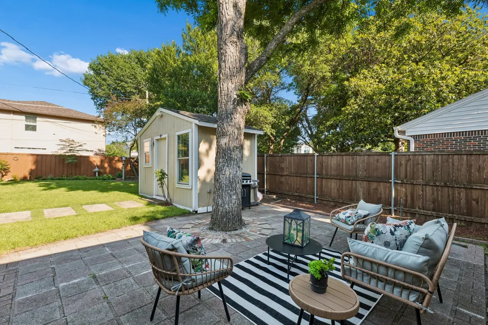 9966 Coppedge Lane Dallas, TX 75220