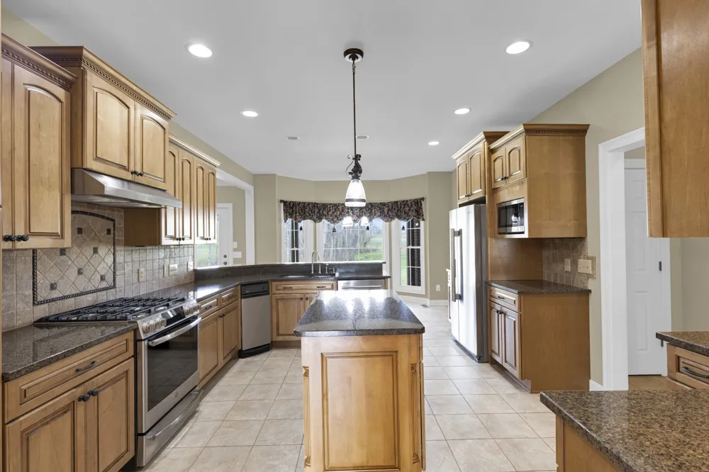5144 Drake Rd Cedar Hill, TN 37032