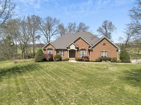 5144 Drake Rd
