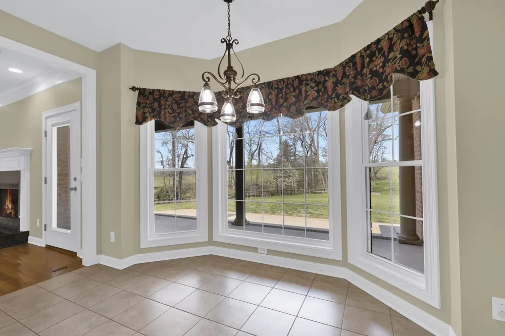 5144 Drake Rd Cedar Hill, TN 37032
