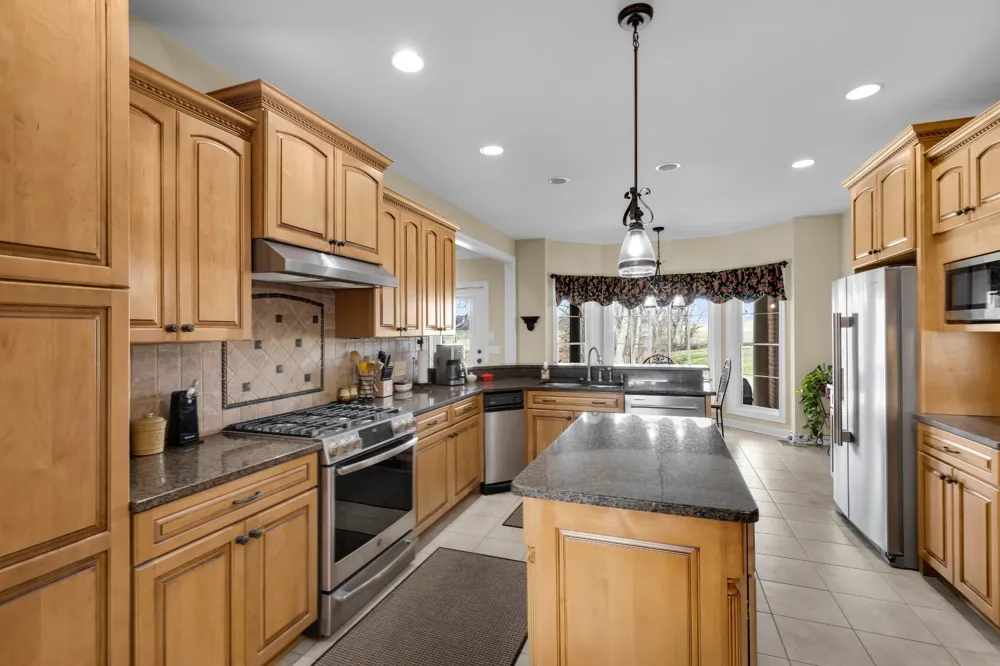 5144 Drake Rd Cedar Hill, TN 37032