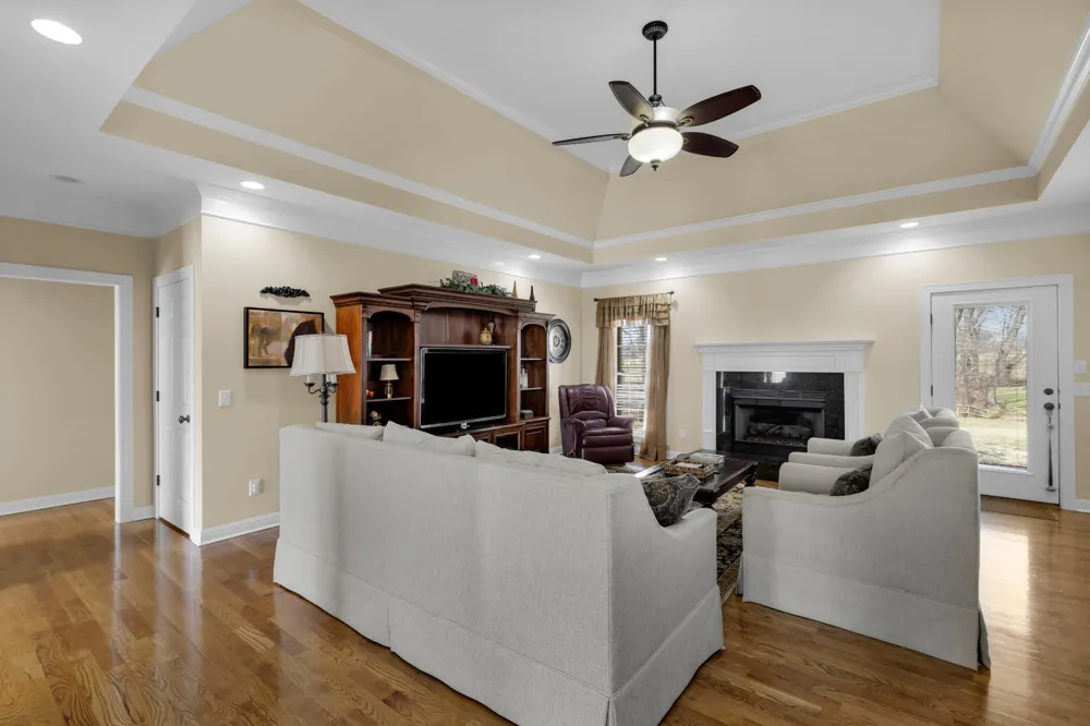 5144 Drake Rd Cedar Hill, TN 37032