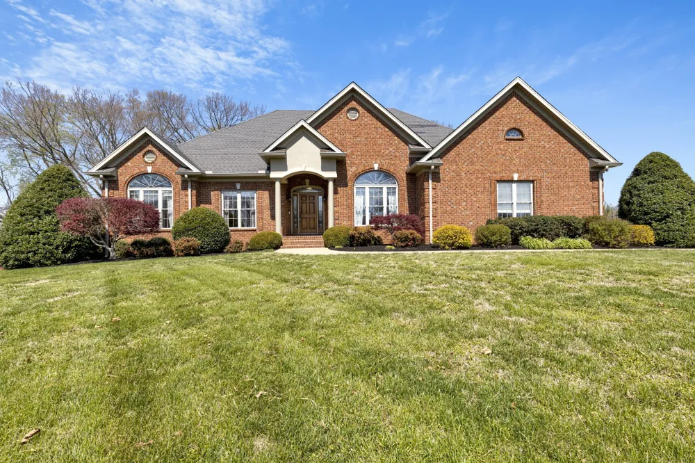 5144 Drake Rd Cedar Hill, TN 37032