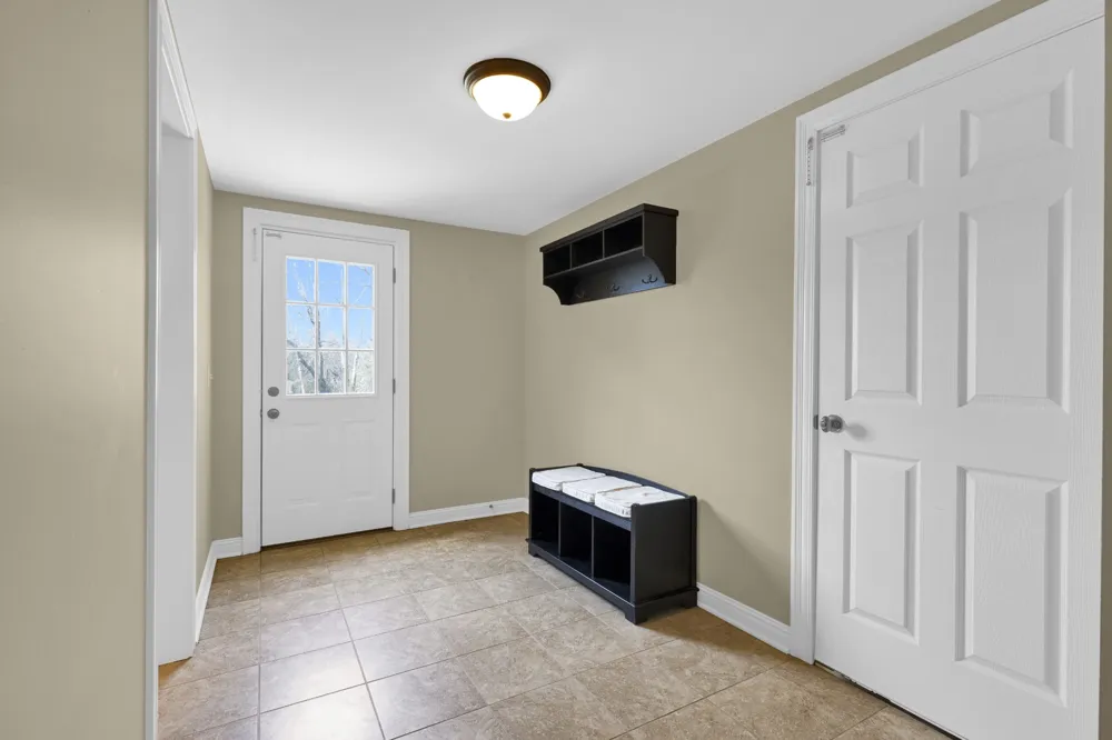 5144 Drake Rd Cedar Hill, TN 37032