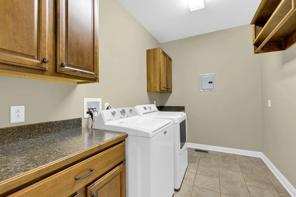 5144 Drake Rd Cedar Hill, TN 37032