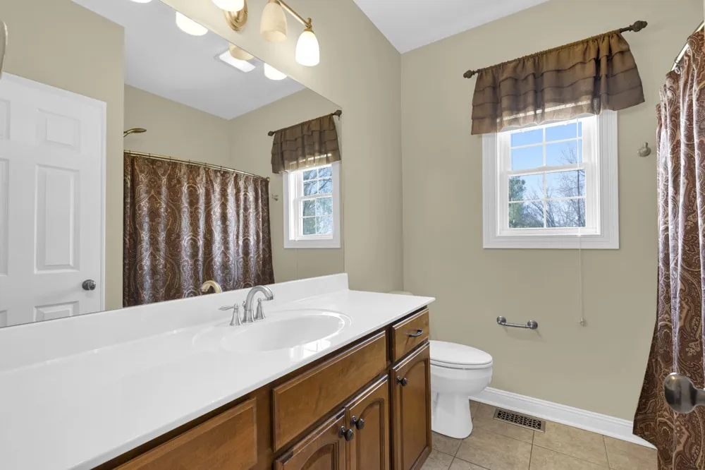 5144 Drake Rd Cedar Hill, TN 37032