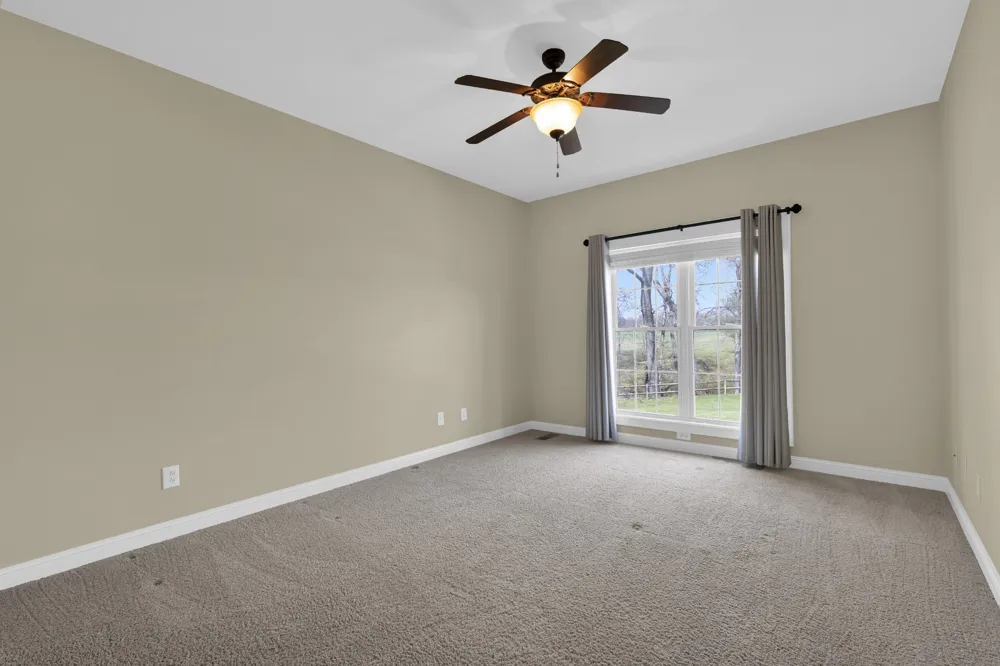 5144 Drake Rd Cedar Hill, TN 37032