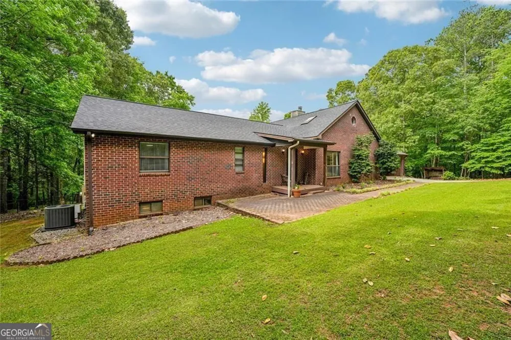 8137 Jenkins RD Winston, GA 30187