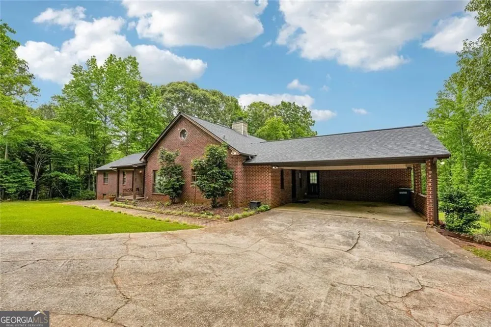 8137 Jenkins RD Winston, GA 30187